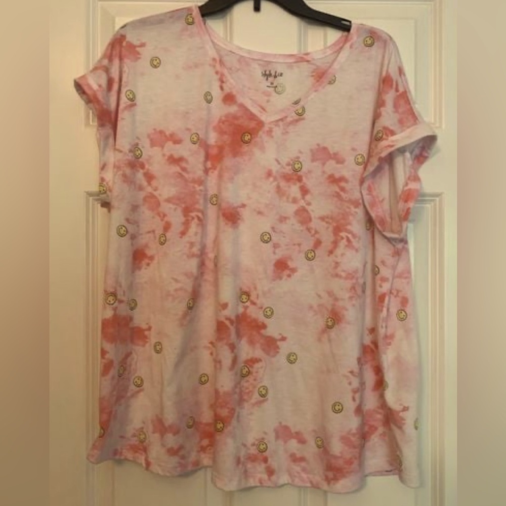 Style & Co woman’s smiley face shirt size 2X